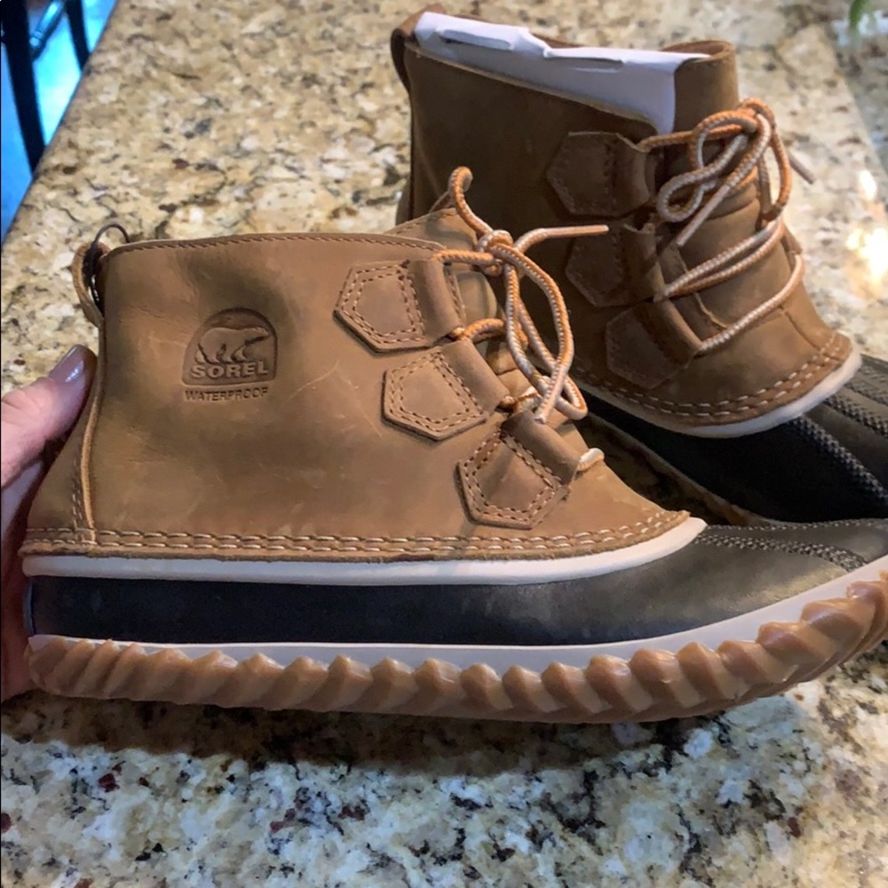 Sorel waterproof boots